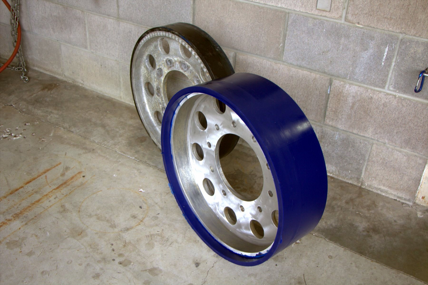 Rebuilt bogie wheel with new urethane tread