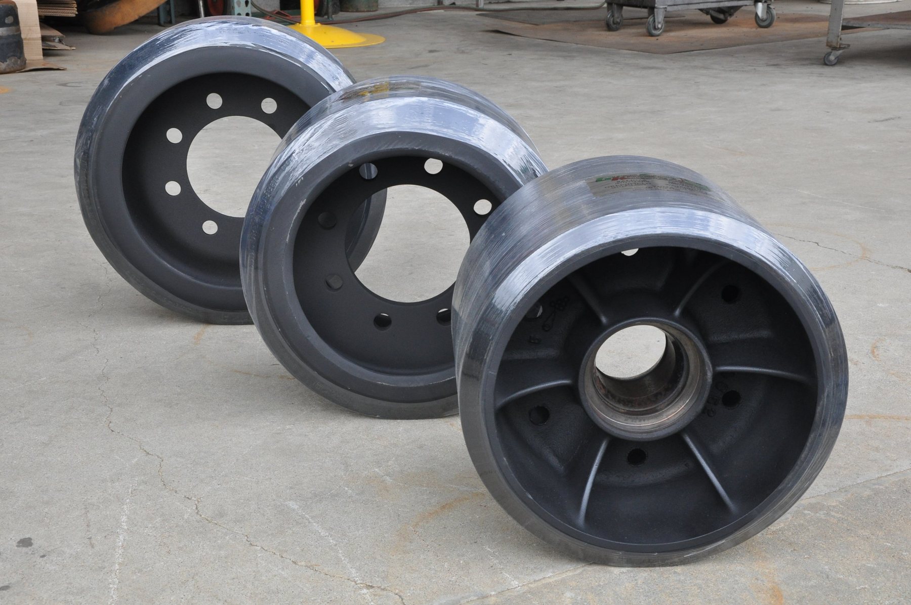 Set of rebuilt Challenger bogie wheels